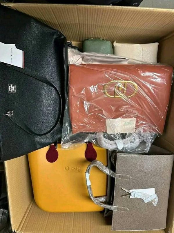 Brand new female bags pallet