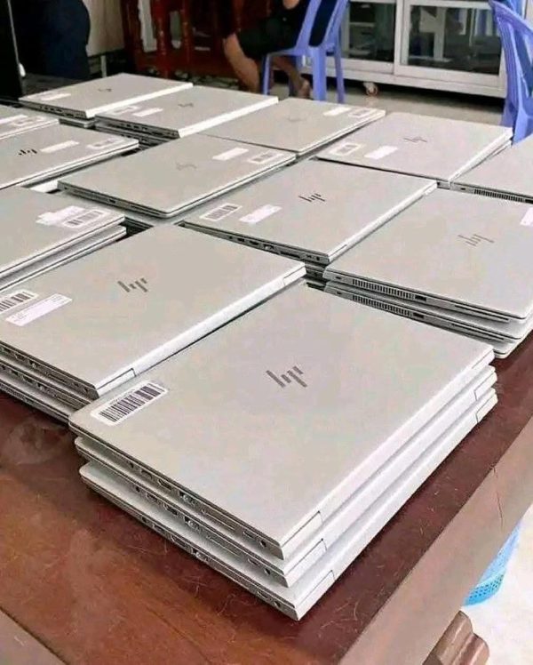 Laptop pallet