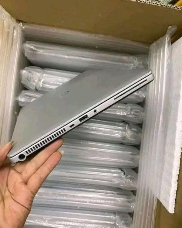 Laptop pallet