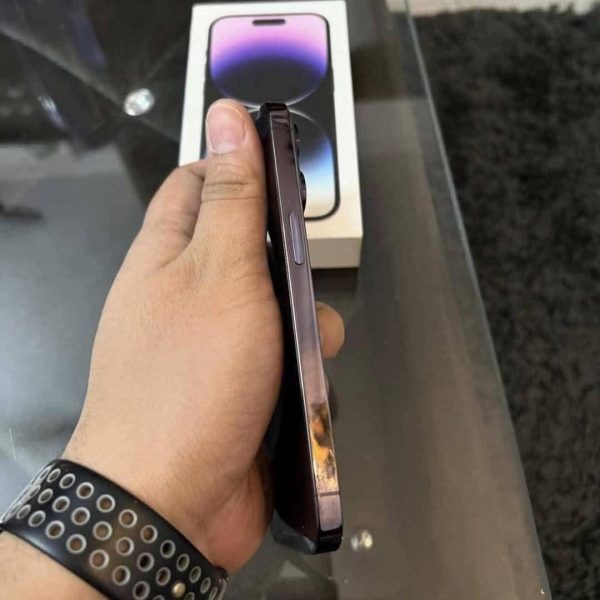 brand New IPHONE 16 pro max pallet