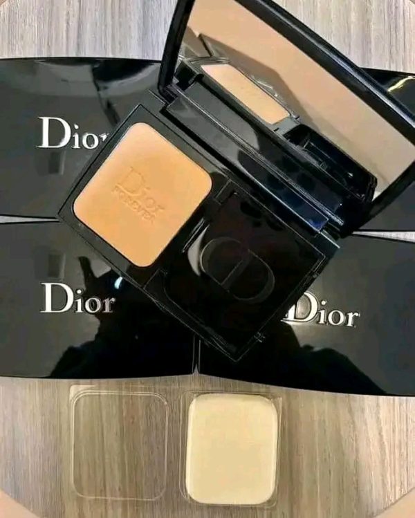Dior makeup pallet